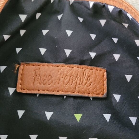 Free people vegan leather bag - Picture 7 of 8